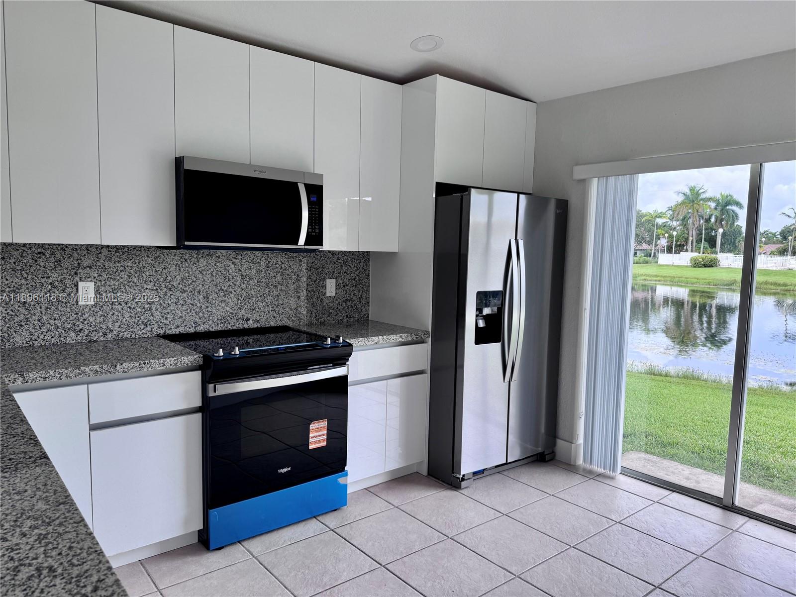 CHAPEL TRAIL II - Residential Lease