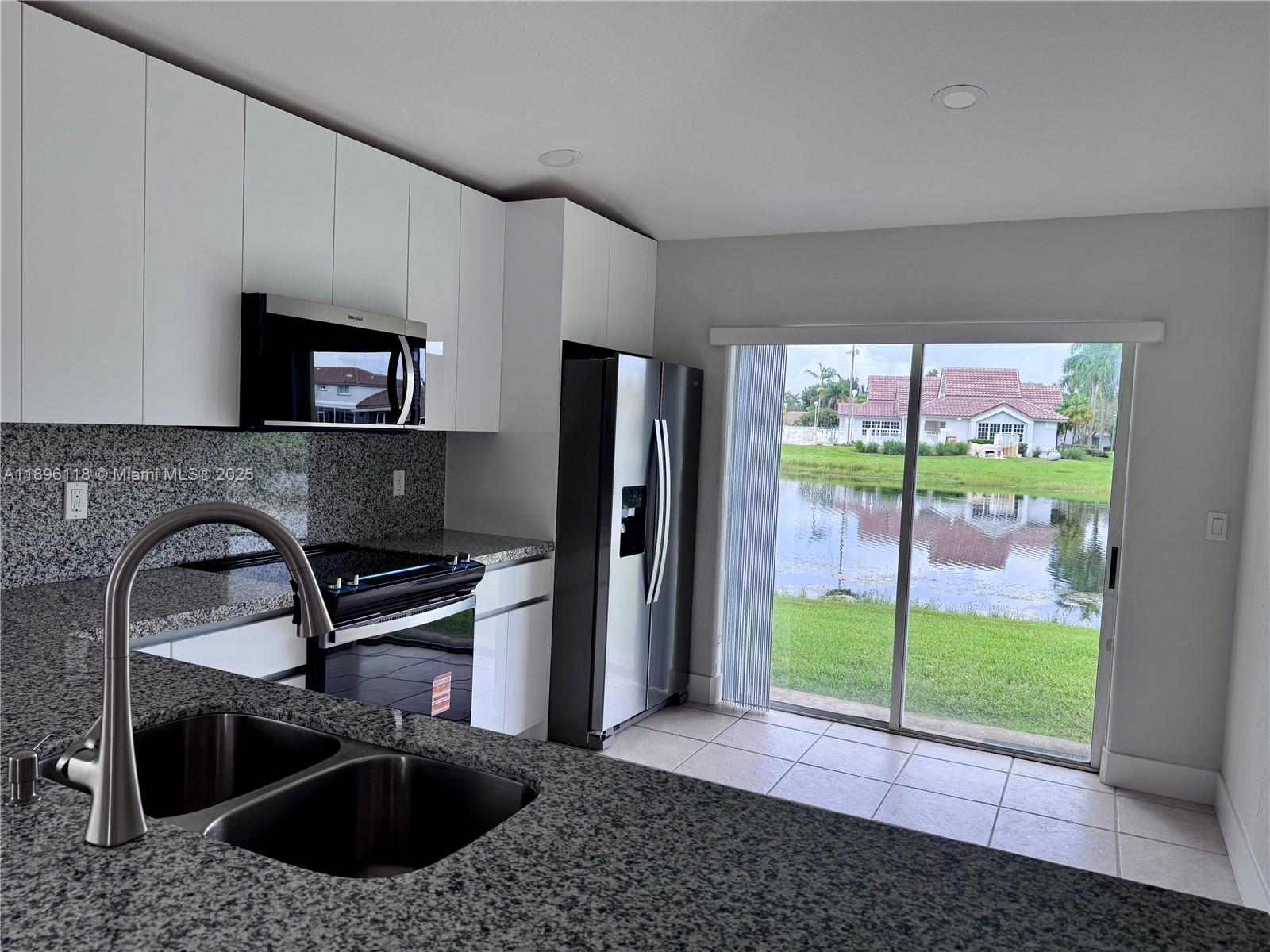CHAPEL TRAIL II - Residential Lease
