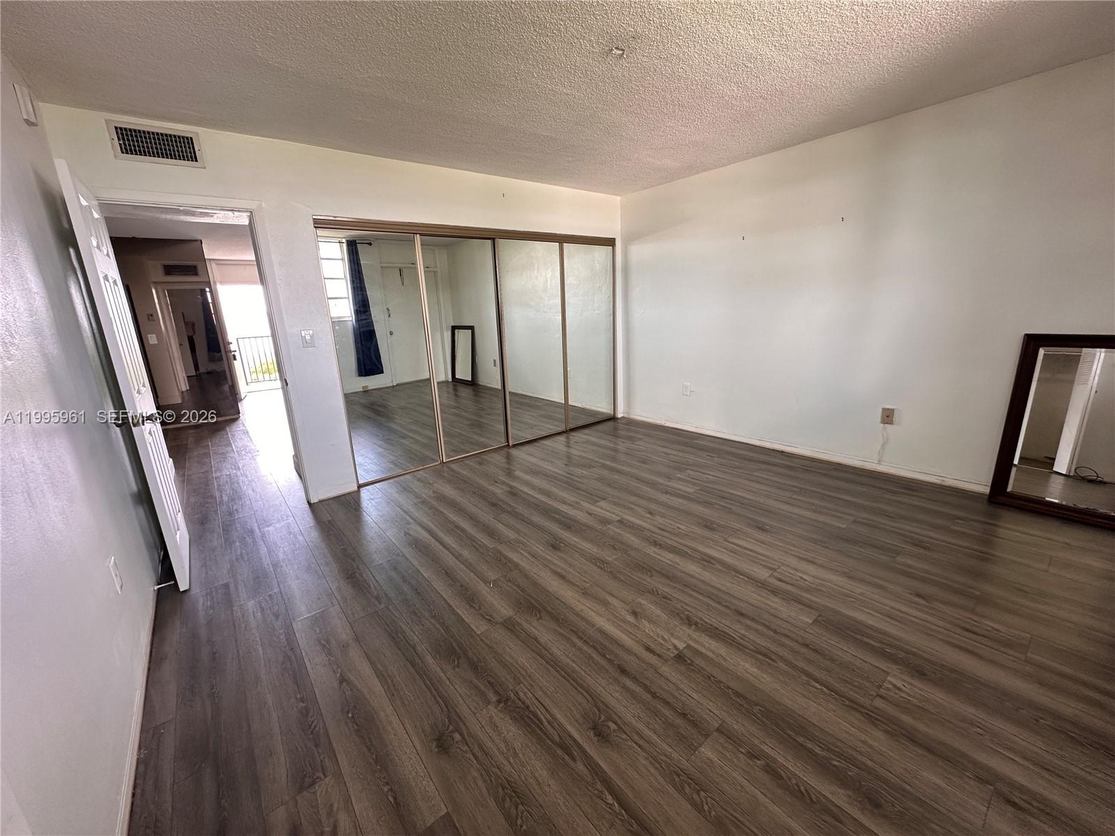 12590 CORONADO TOWERS CON - Residential
