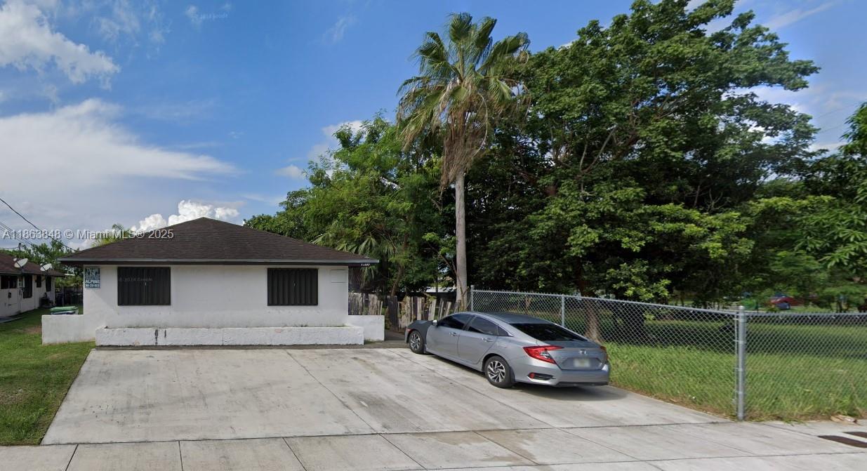 Excellent investment opportunity in the heart of Miami! This well-maintained duplex offers two fully rented units with separate water and electric meters and connected to city sewer/water . The first unit features 3 bedrooms and 2 bathrooms living/dining and laundry room, while the second unit offers 2 bedrooms and 1 bathroom living/dining and laundry. Both units are currently tenant-occupied, making this a perfect turnkey property for investors seeking immediate rental income. Conveniently located near major highways, shopping, schools, and public transportation.
Don’t miss the chance to own this income-producing property in a growing neighborhood!