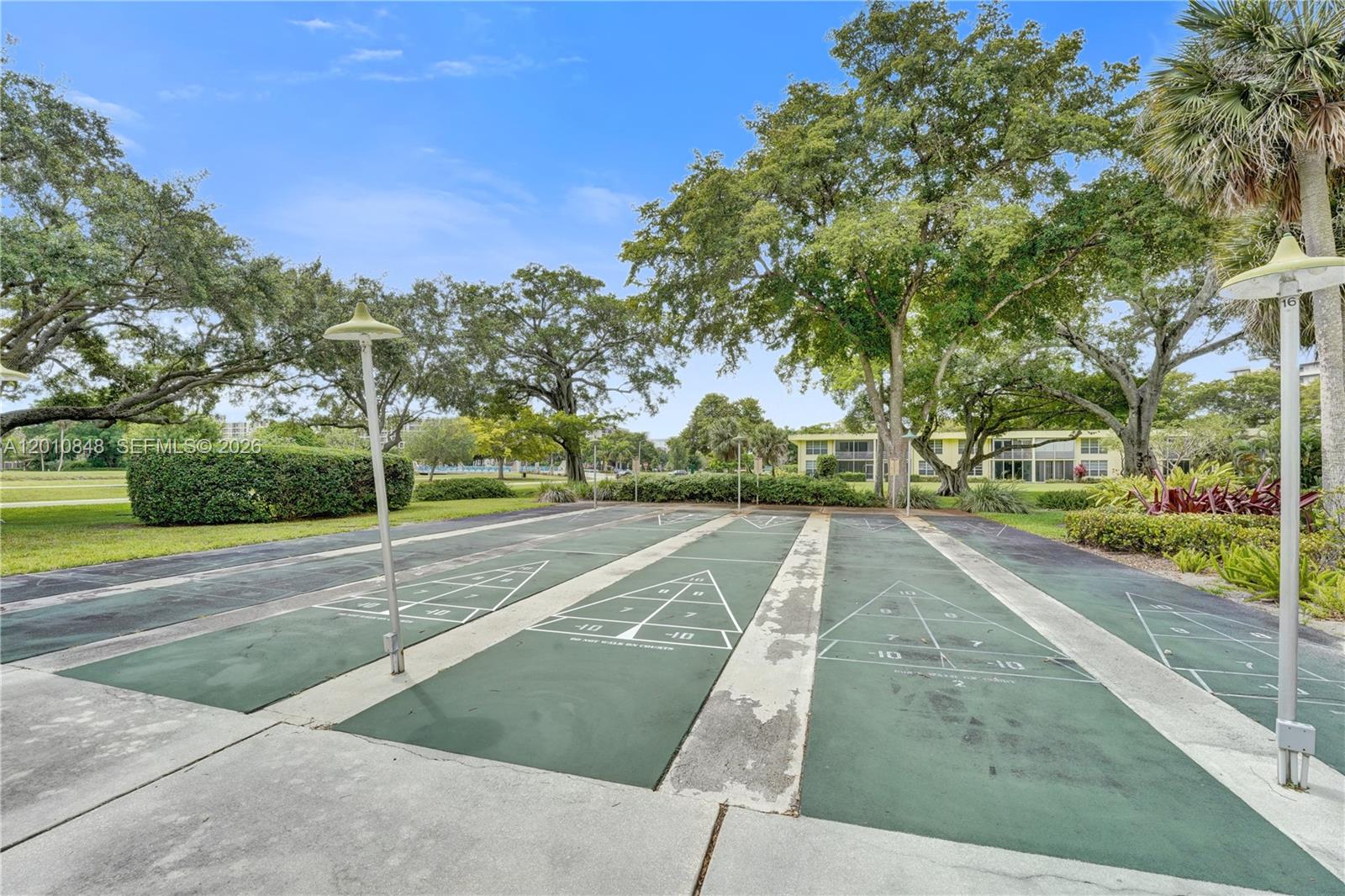 NO 61 Palm-Aire Country Cl - Residential