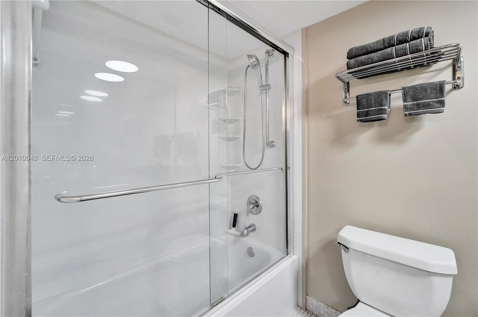 NO 61 Palm-Aire Country Cl - Residential