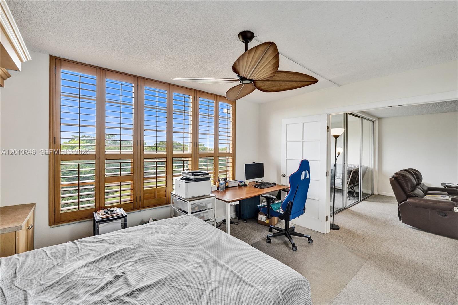 NO 61 Palm-Aire Country Cl - Residential