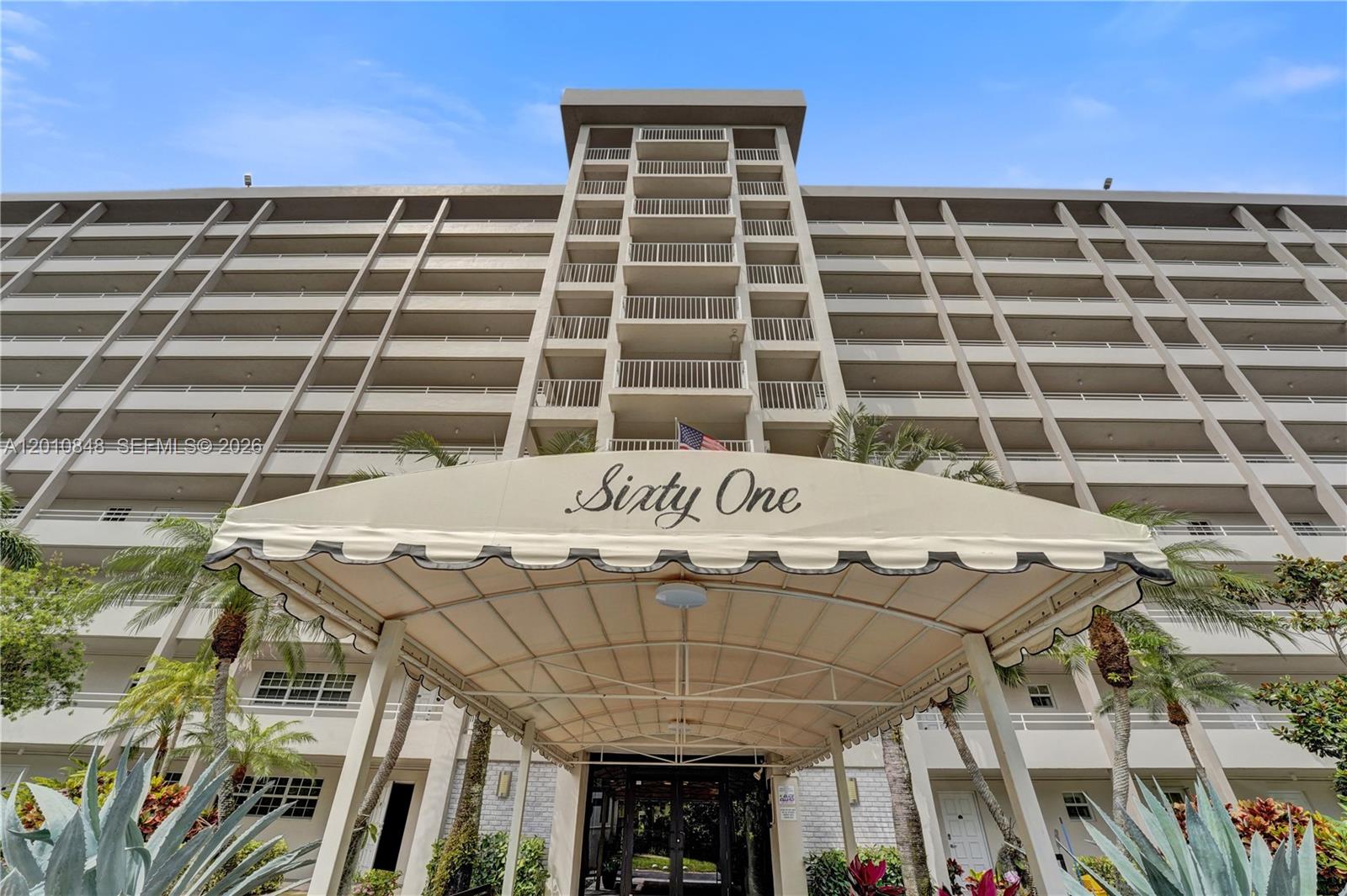 NO 61 Palm-Aire Country Cl - Residential