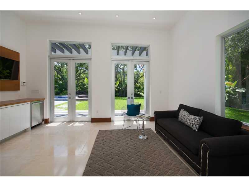 31 54 41   .90 AC KINGSLE - Residential