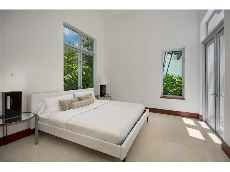 31 54 41   .90 AC KINGSLE - Residential