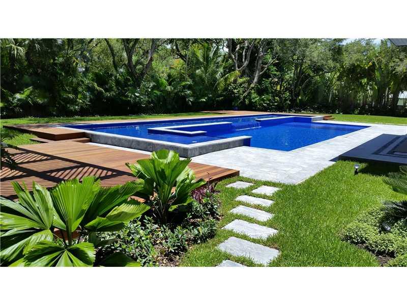 31 54 41   .90 AC KINGSLE - Residential