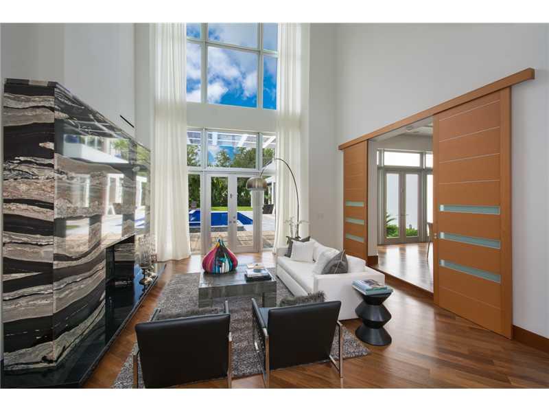 31 54 41   .90 AC KINGSLE - Residential