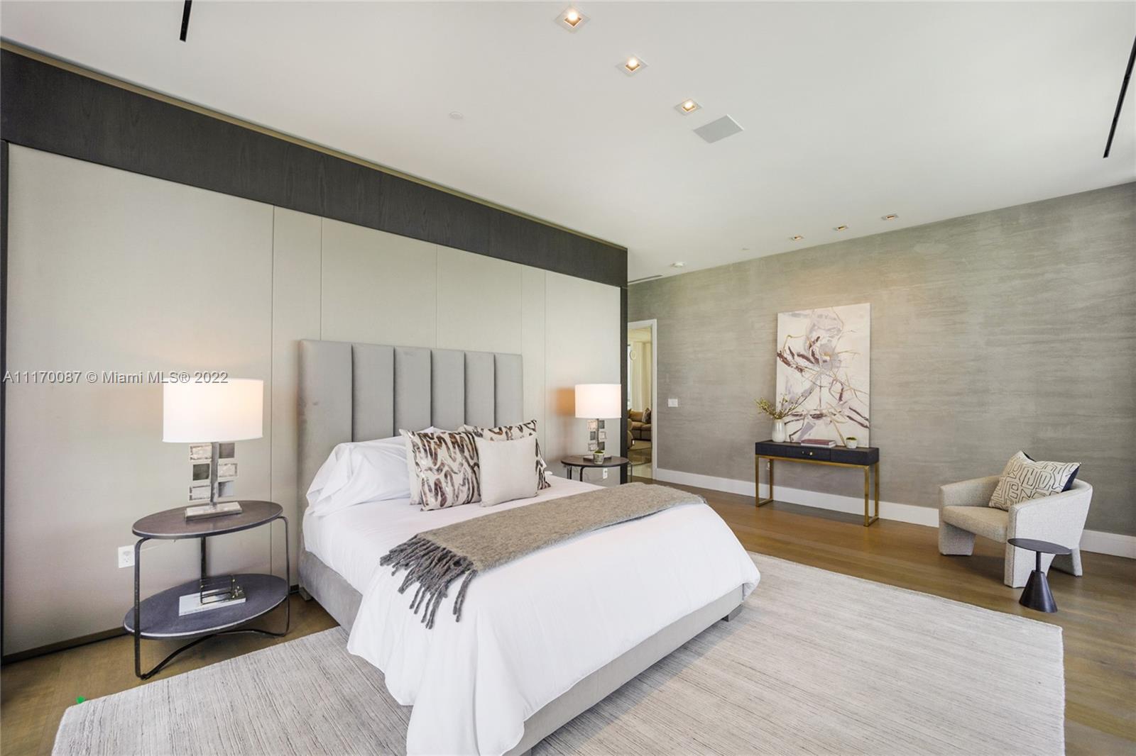 MUSE CONDO - Residential