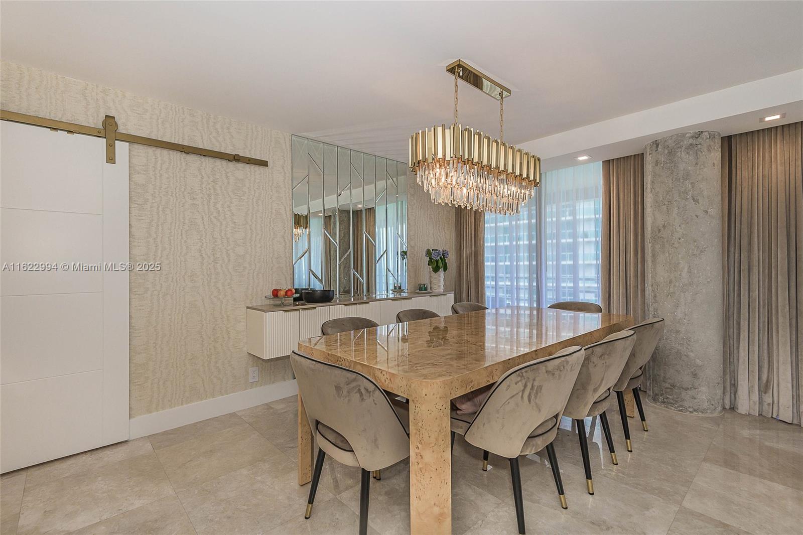 ATLANTIS ON BRICKELL COND - Residential