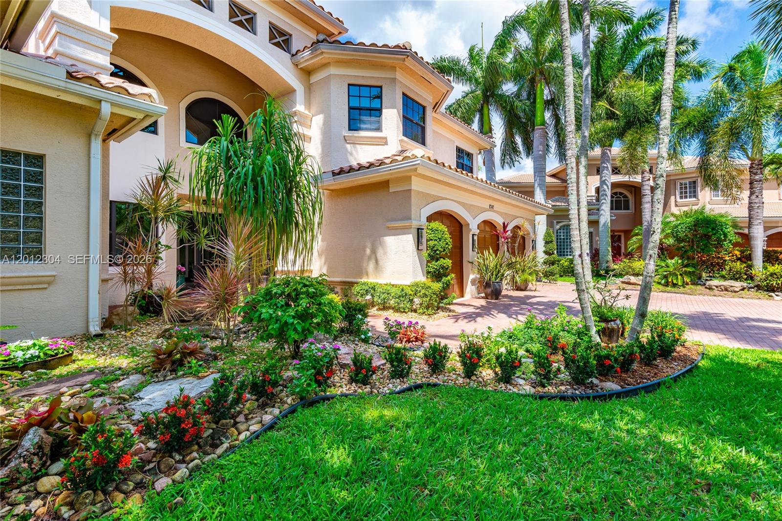 CANYON ISLES 2 - Residential