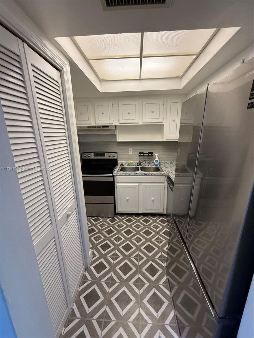 With new AC and Refrigerator, This charming one-bedroom, one-bathroom unit offers a cozy and inviting living space, ideal for individuals or couples seeking the vibrant Fort Lauderdale lifestyle. Enjoy the convenience of a well-appointed layout designed for comfort and functionality with new appliances. Step outside to relax and unwind at the community pool. Located just minutes from the beach, dining, and shopping, this unit offers an unbeatable location for those who love being close to the action, unit has one parking space, pet friendly close to US1.