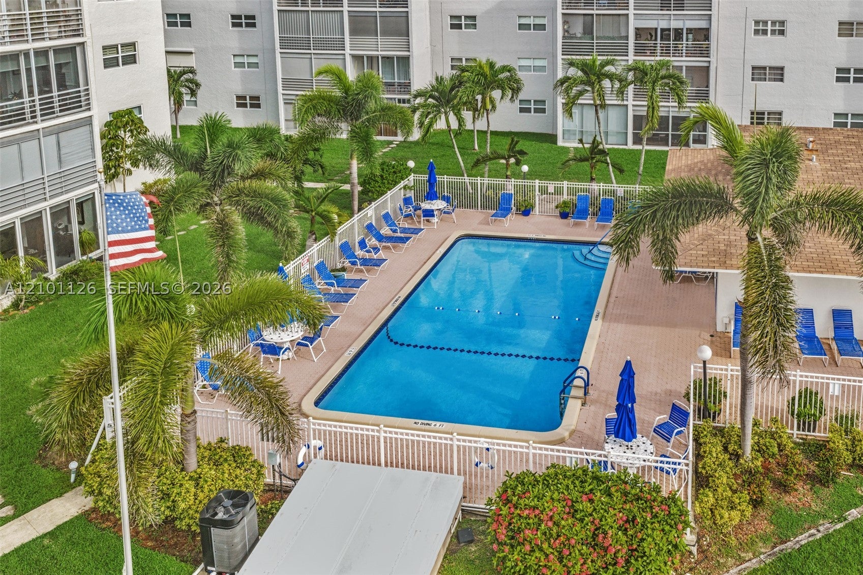 315 SE 11th Ter 203