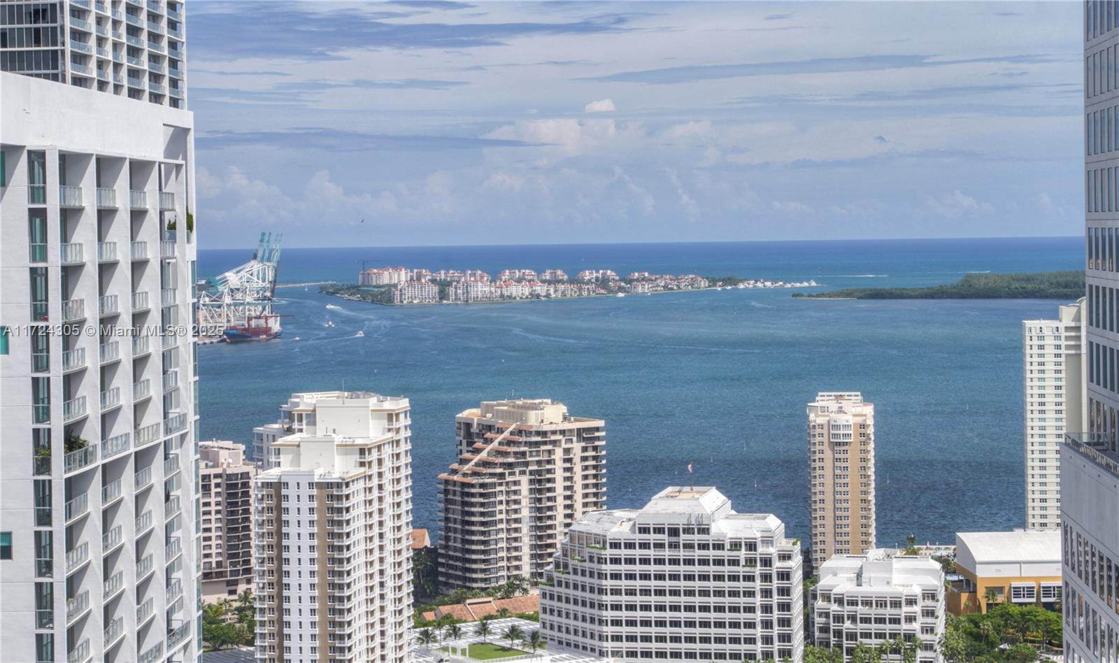 Property for Sale at 68 Se 6th St 3511, Miami, Broward County, Florida - Bedrooms: 2 
Bathrooms: 3  - $1,200,000