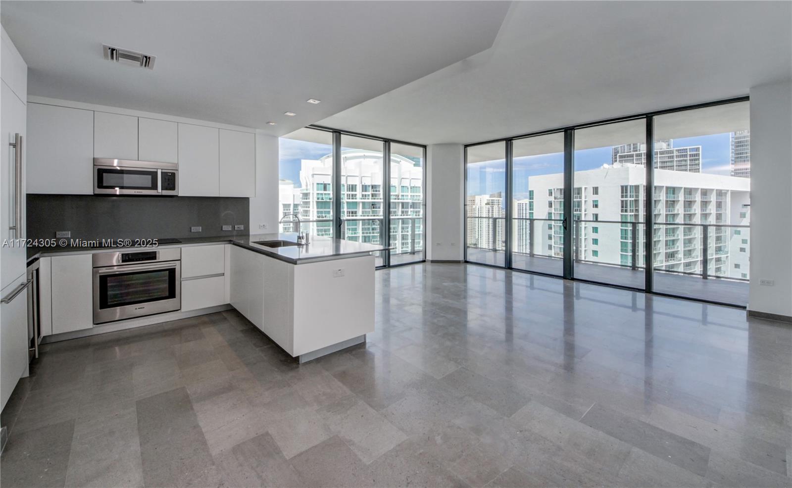 68 SE 6th St 3511