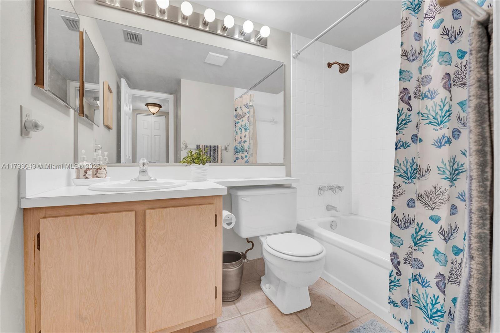 PINE RIDGE SOUTH IV CONDO - Residential Lease