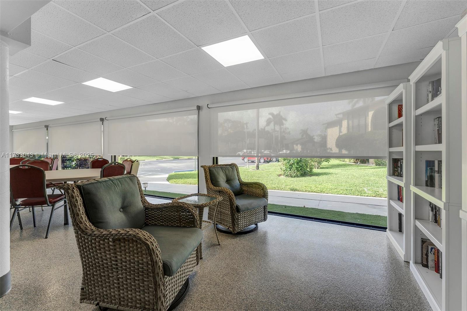 PINE RIDGE SOUTH IV CONDO - Residential Lease