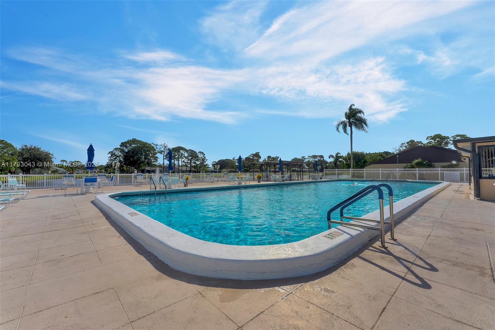 PINE RIDGE SOUTH IV CONDO - Residential Lease