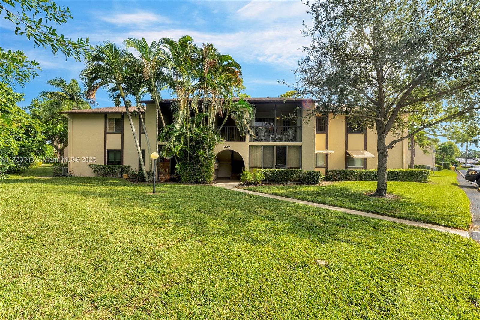 PINE RIDGE SOUTH IV CONDO - Residential Lease