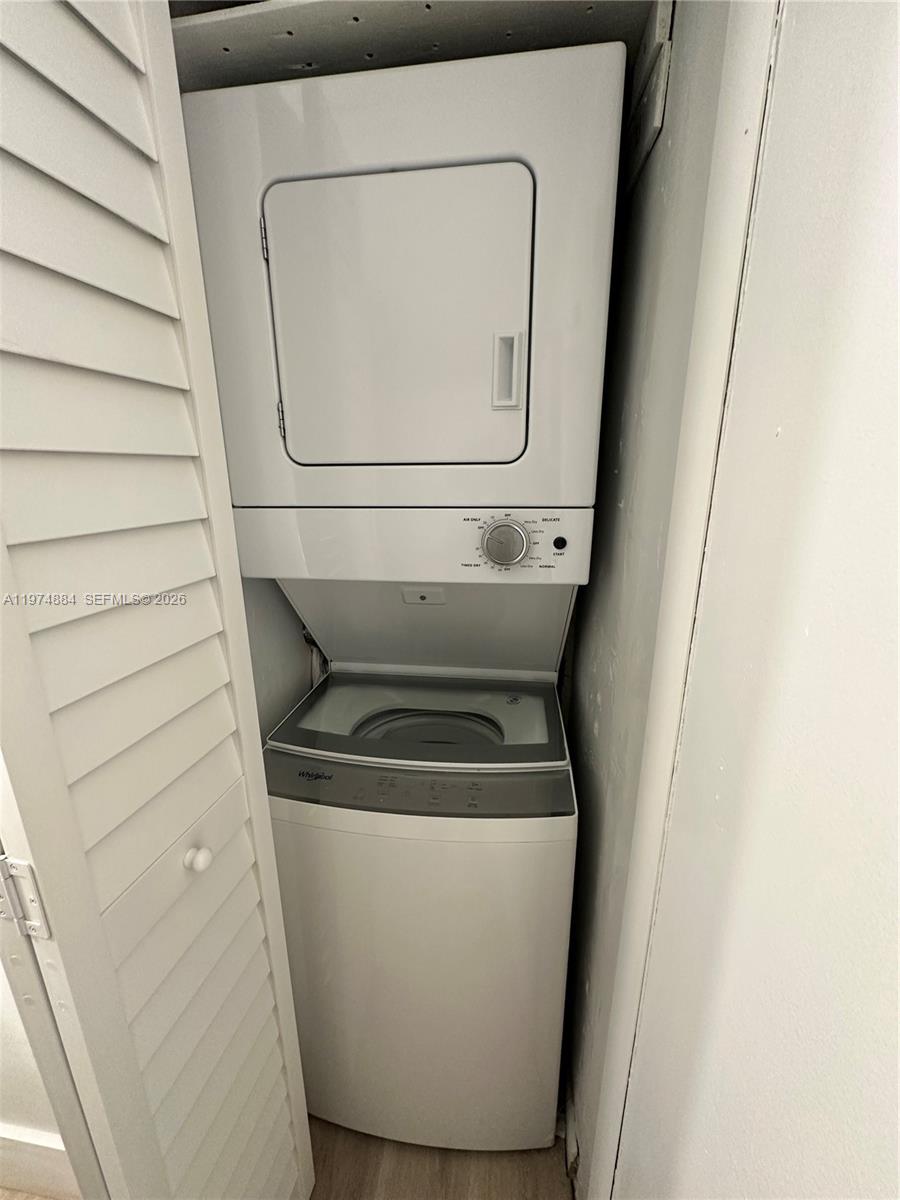 MELROSE PLACE SOUTH CONDO - Residential