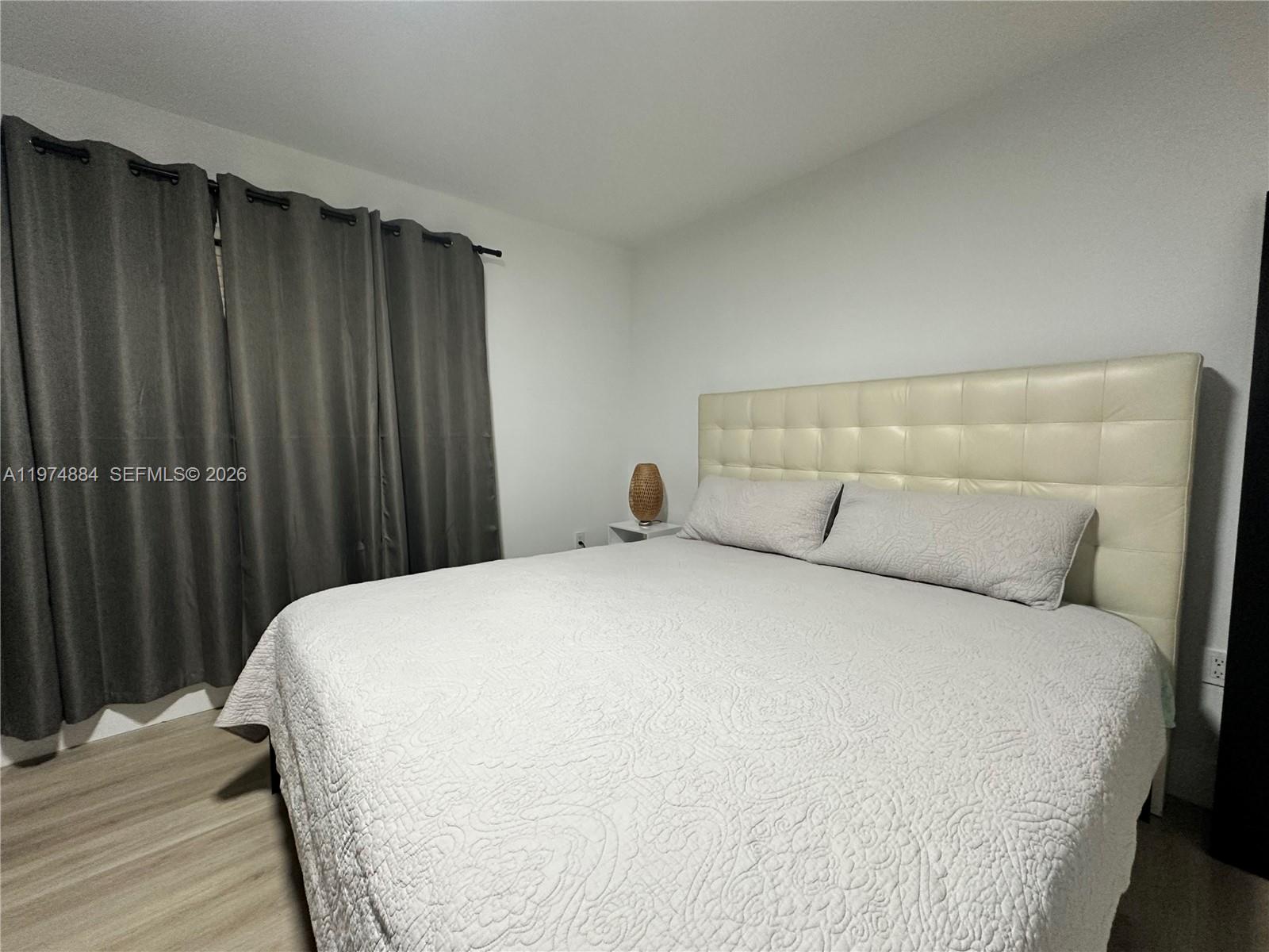 MELROSE PLACE SOUTH CONDO - Residential