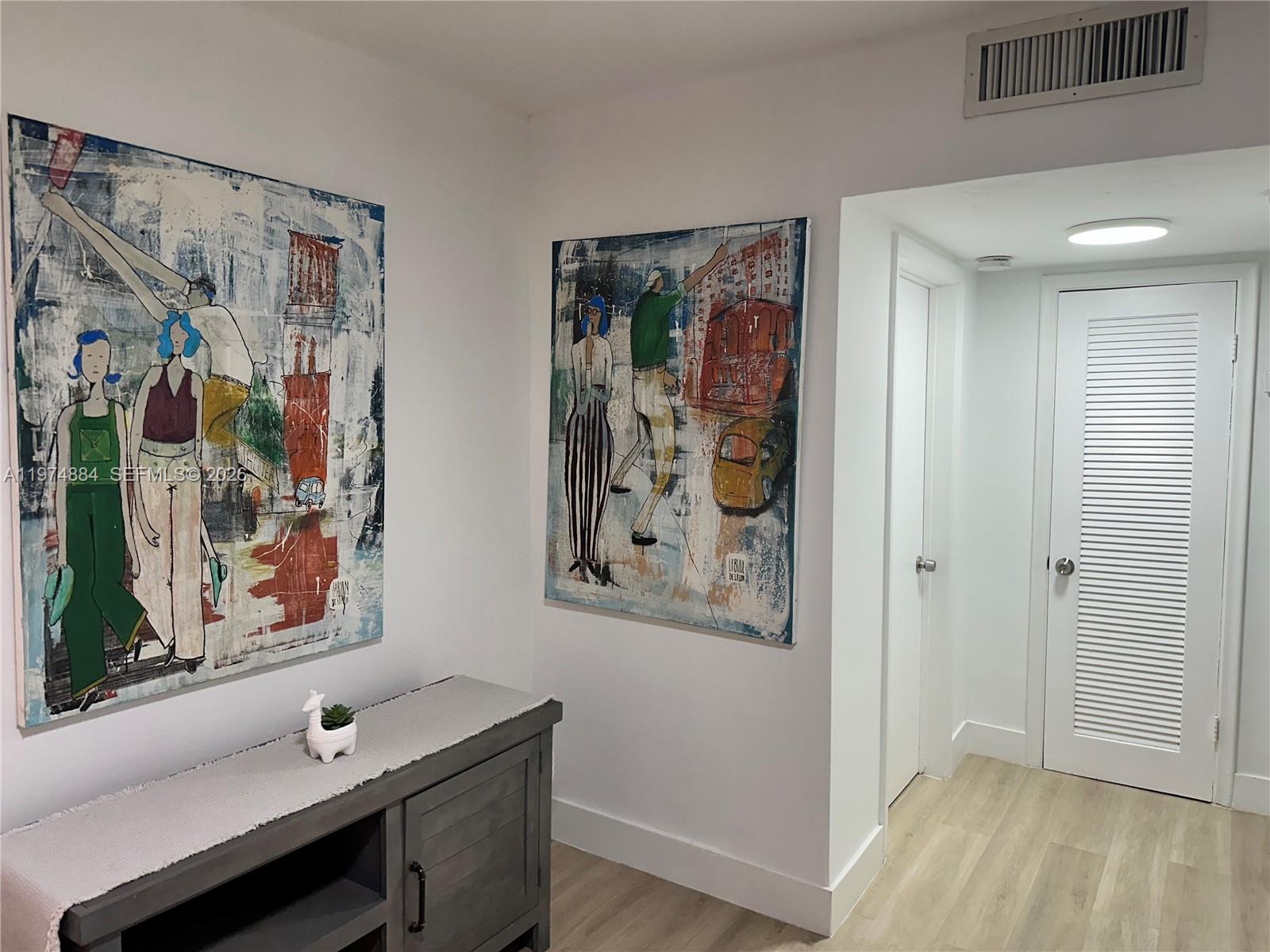 MELROSE PLACE SOUTH CONDO - Residential