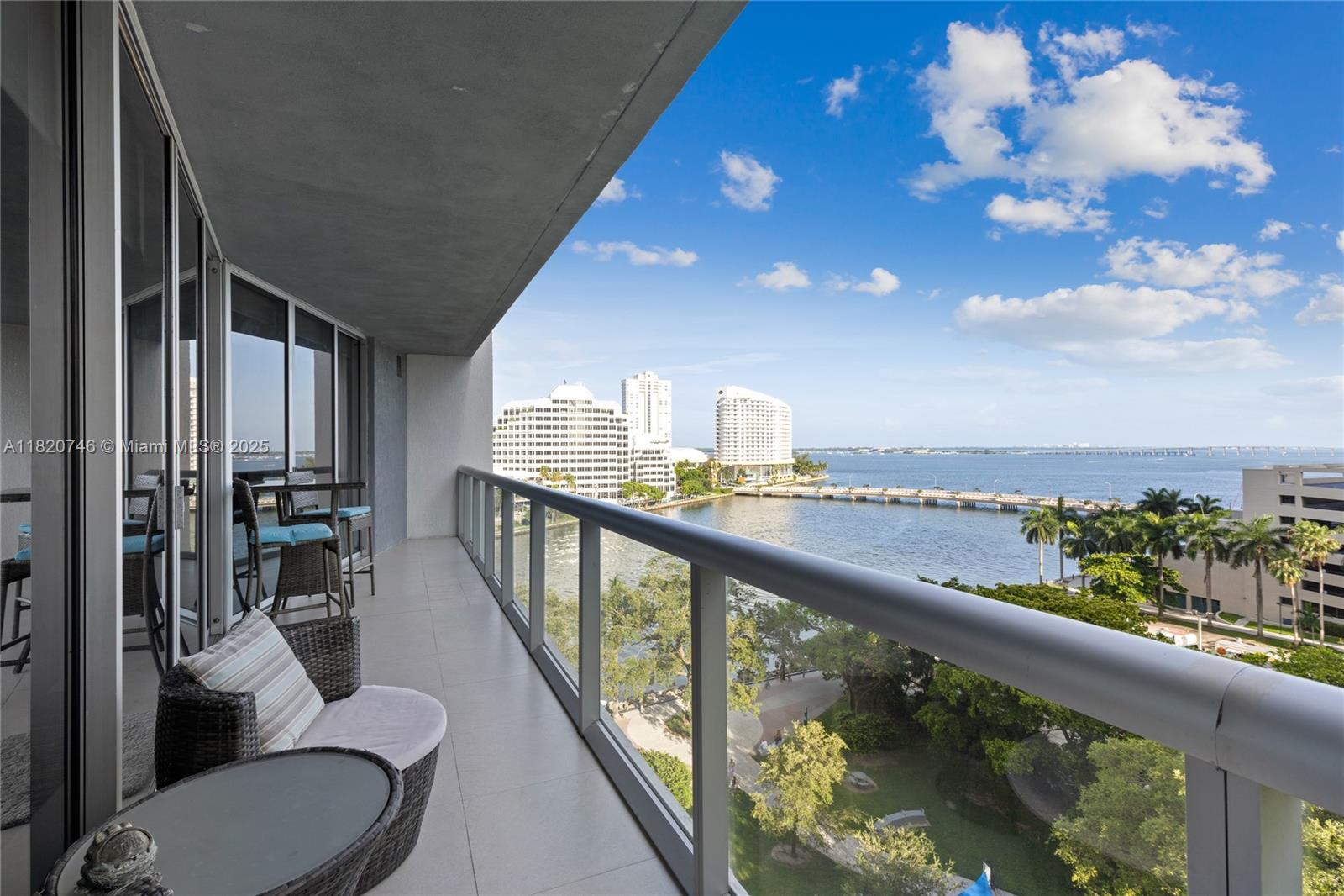 ICON BRICKELL NO TWO - Residential