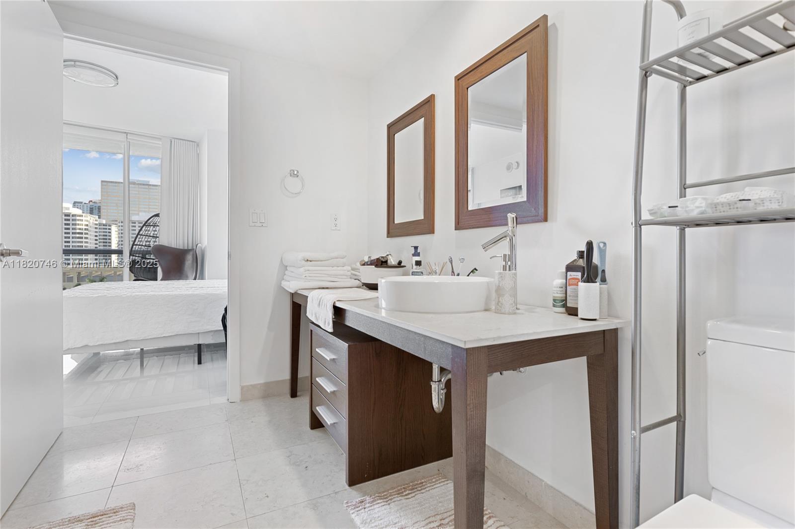 ICON BRICKELL NO TWO - Residential