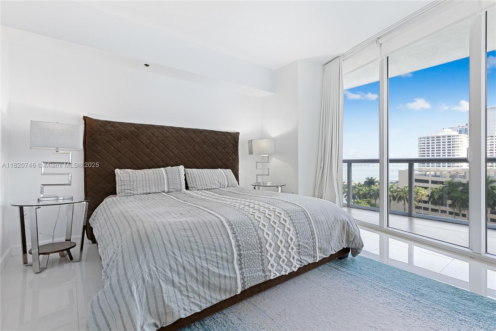 ICON BRICKELL NO TWO - Residential