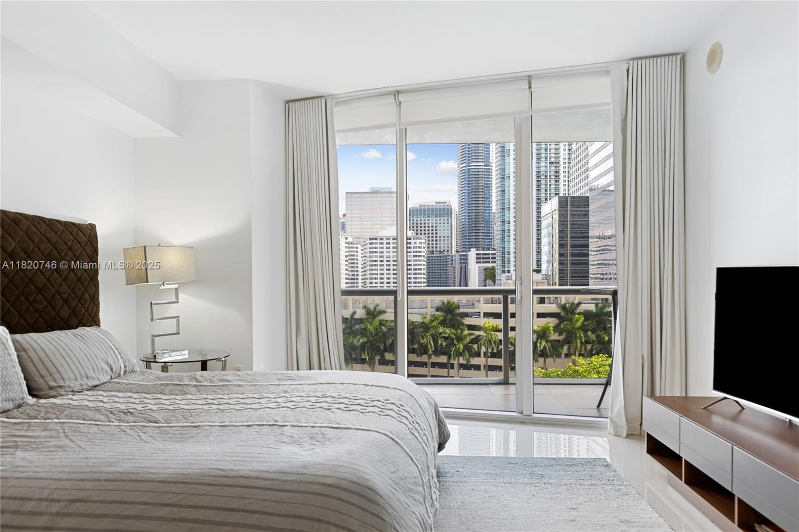 ICON BRICKELL NO TWO - Residential