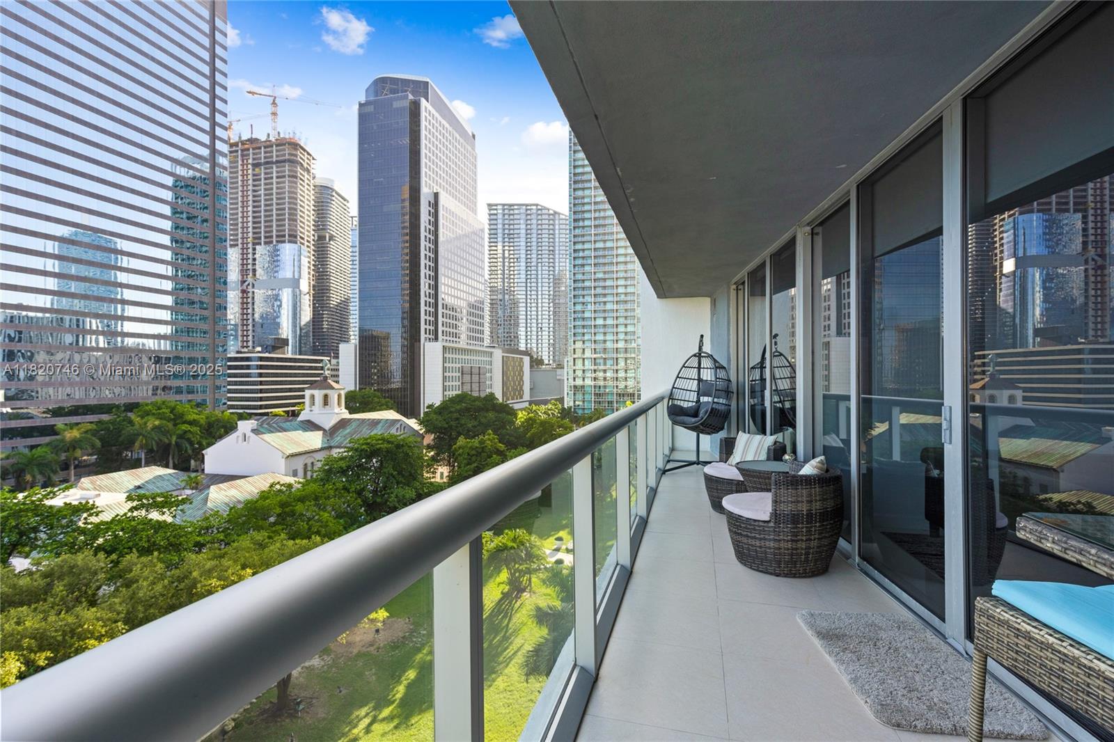 ICON BRICKELL NO TWO - Residential