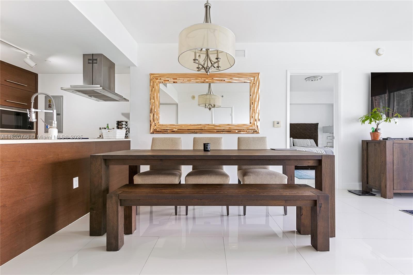 ICON BRICKELL NO TWO - Residential