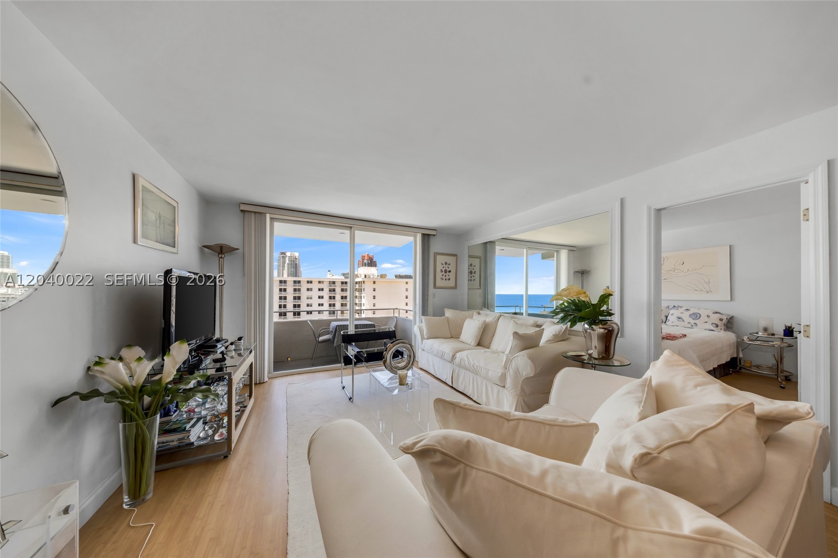 465 Ocean Dr 1009