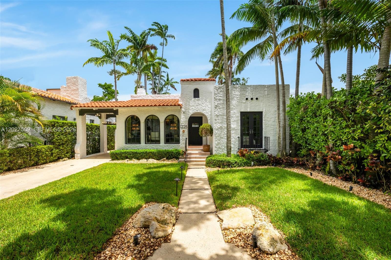 Photo 1 of 43 — 1225 Alhambra Cir, Coral Gables, FL 33134