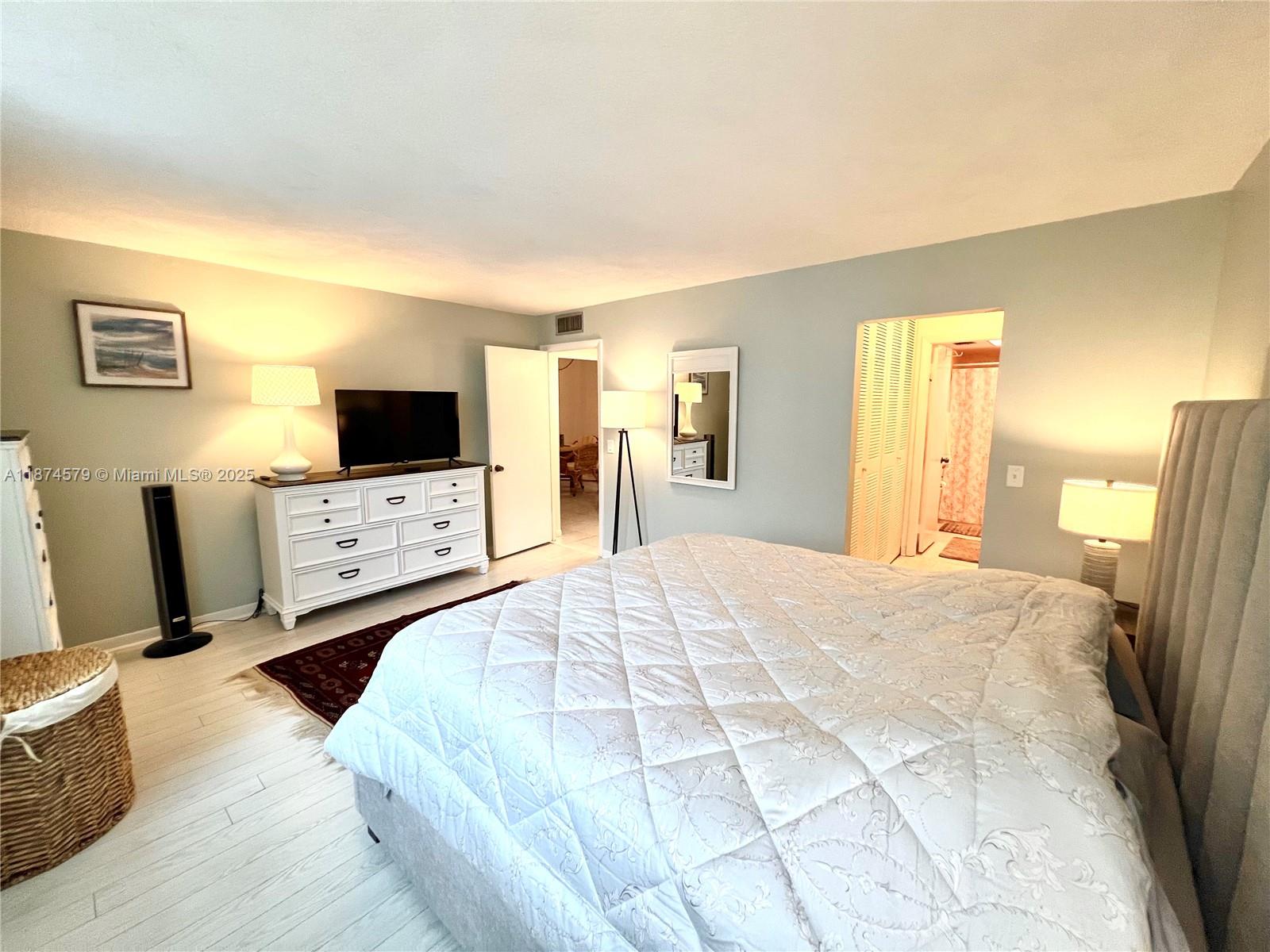 MAYAN TOWERS South - Residential Lease