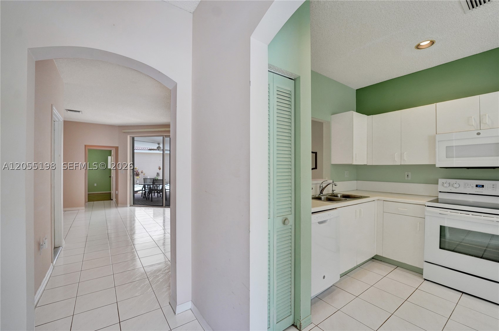 4025 Fern Forest Rd