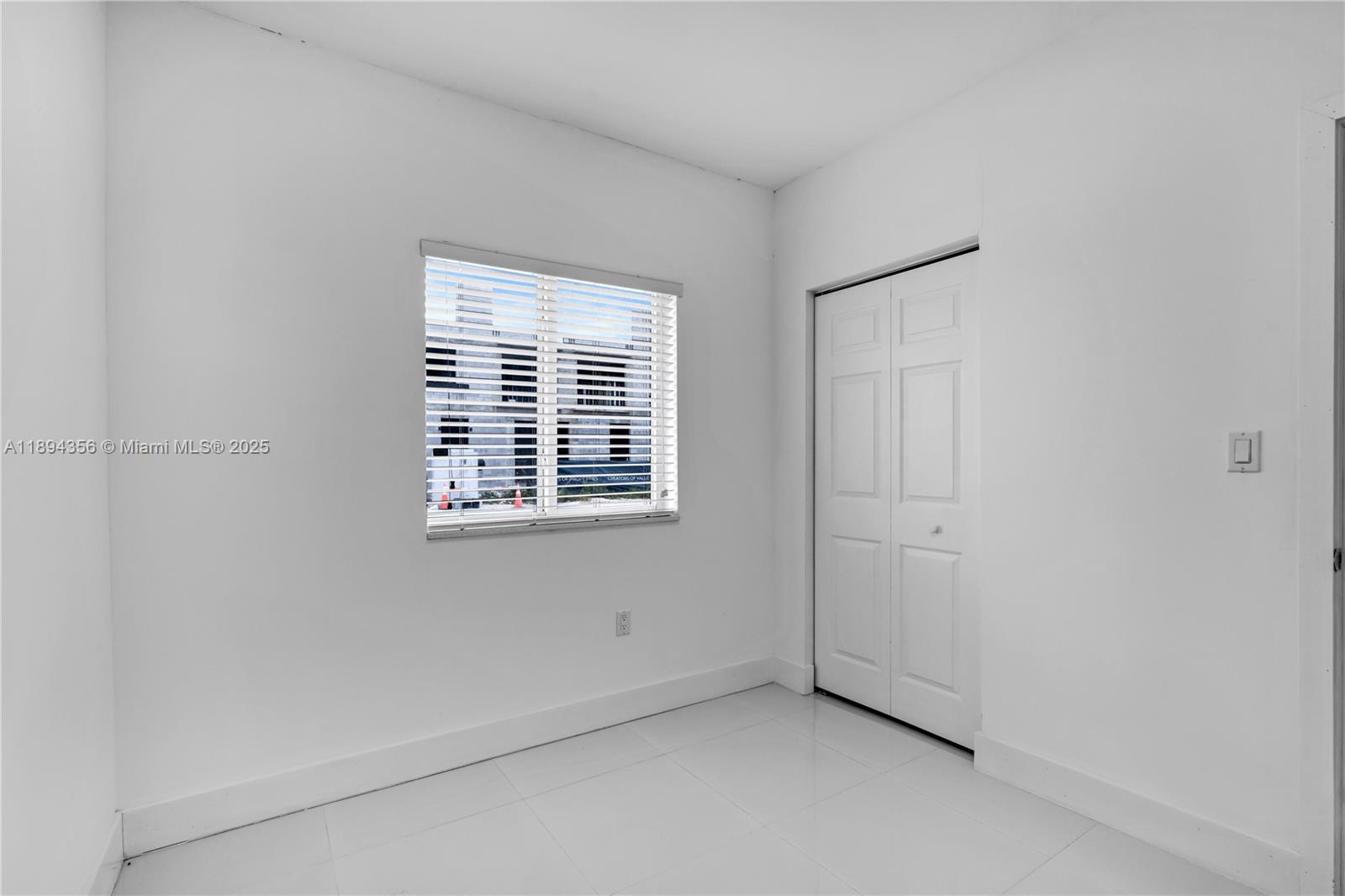 DIXIE PINES 2ND REV - Residential Lease