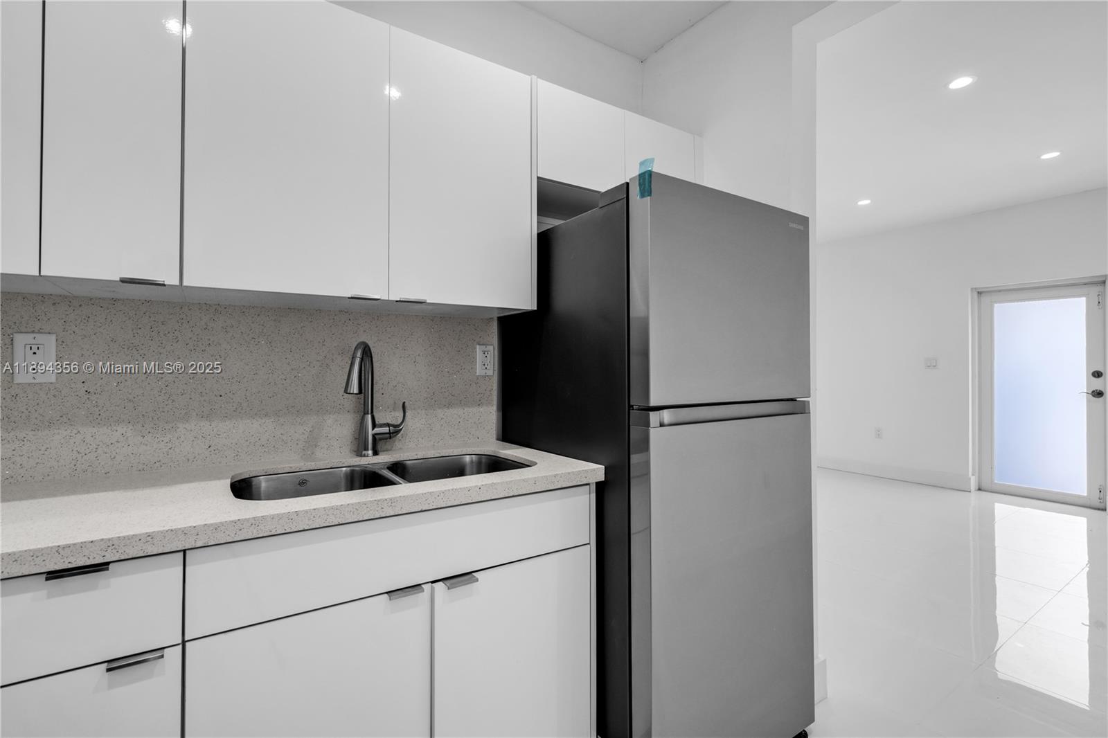DIXIE PINES 2ND REV - Residential Lease