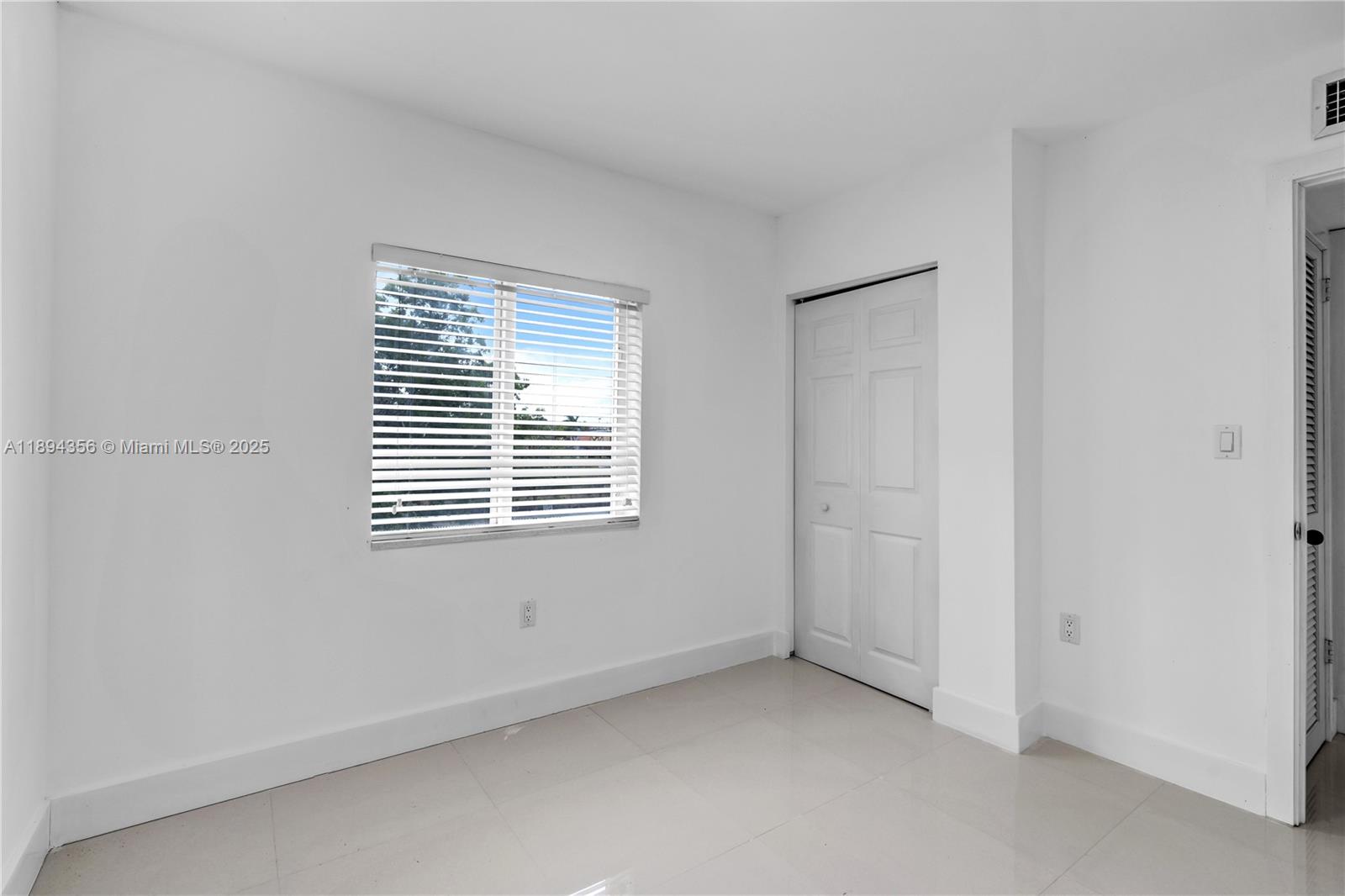 DIXIE PINES 2ND REV - Residential Lease