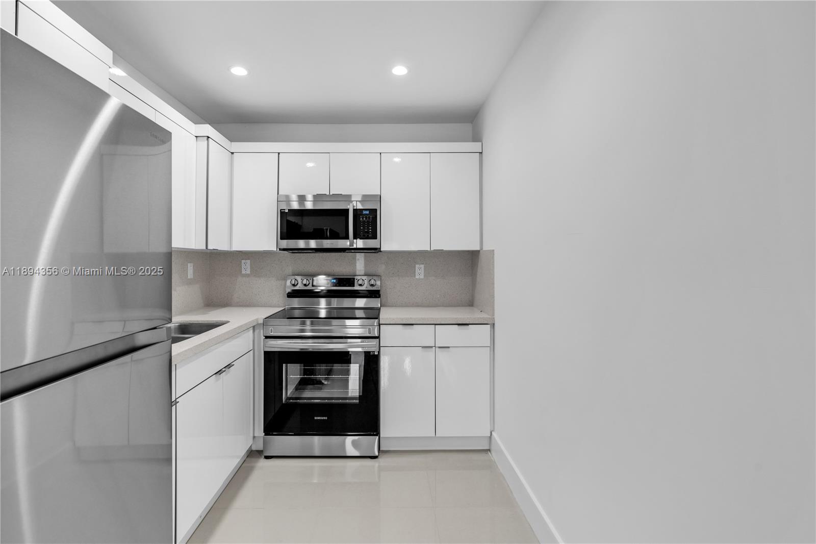 DIXIE PINES 2ND REV - Residential Lease