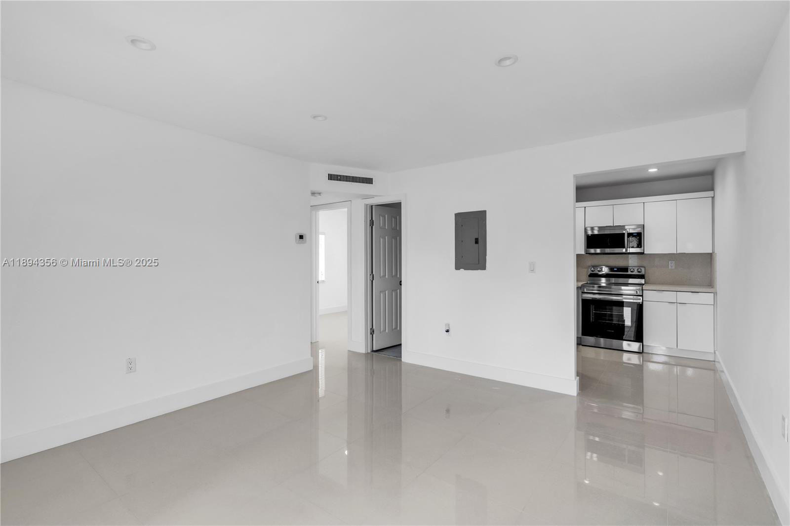 DIXIE PINES 2ND REV - Residential Lease