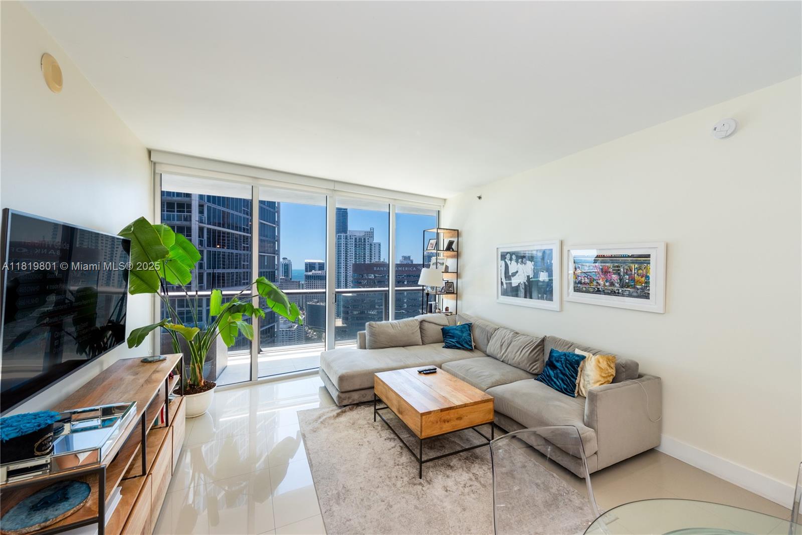 Rental Property at 475 Brickell Ave 4213, Miami, Broward County, Florida - Bedrooms: 2 
Bathrooms: 2  - $4,100 MO.