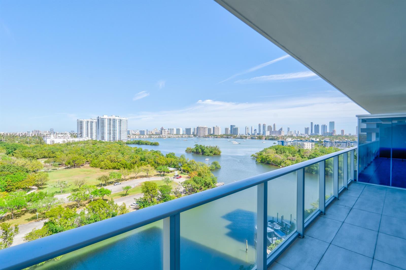 Rental Property at 16385 Biscayne Blvd 1102, North Miami Beach, Miami-Dade County, Florida - Bedrooms: 1 
Bathrooms: 2  - $3,100 MO.