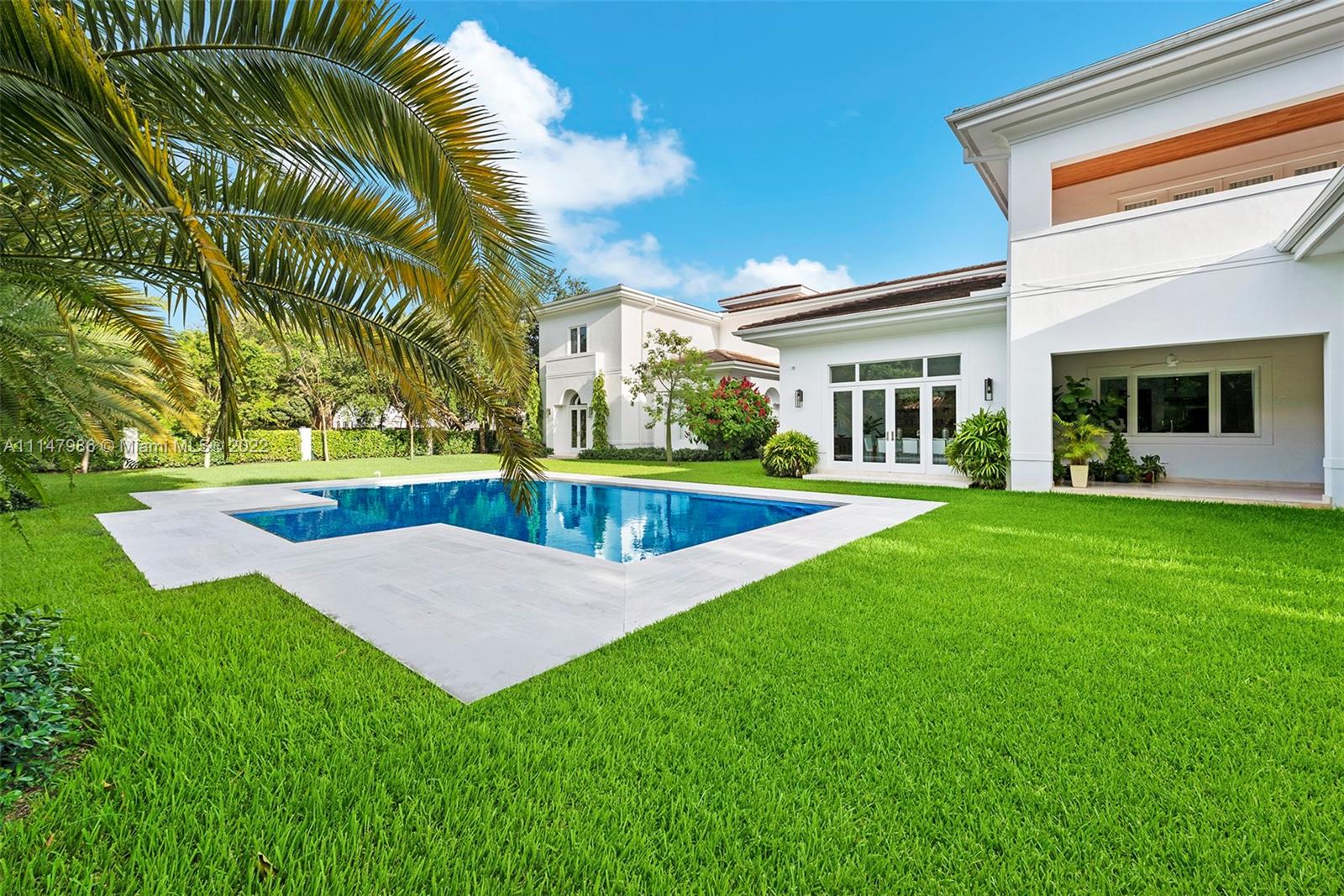 RIDGELINE ESTATES - Residential