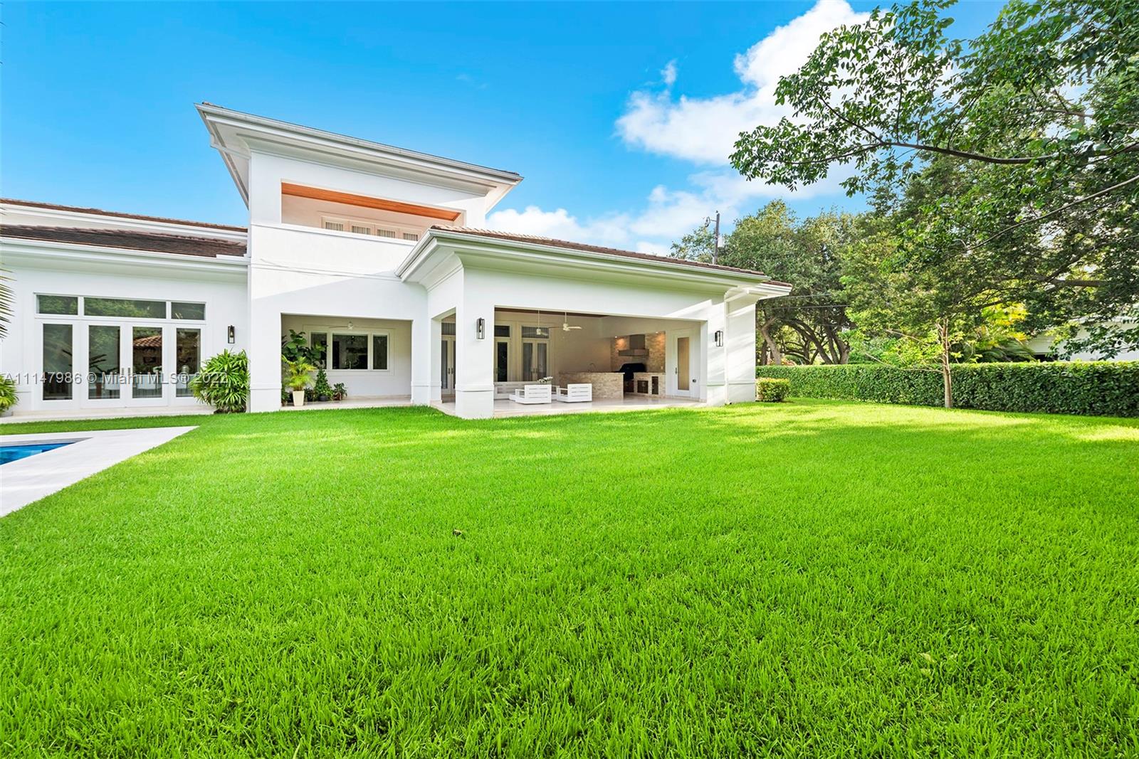 RIDGELINE ESTATES - Residential