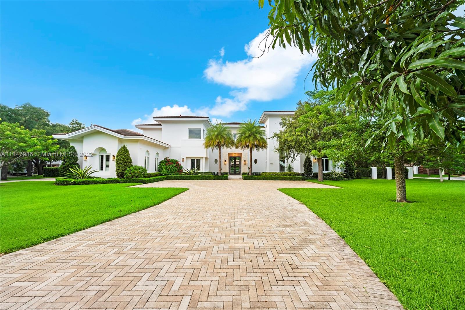 RIDGELINE ESTATES - Residential