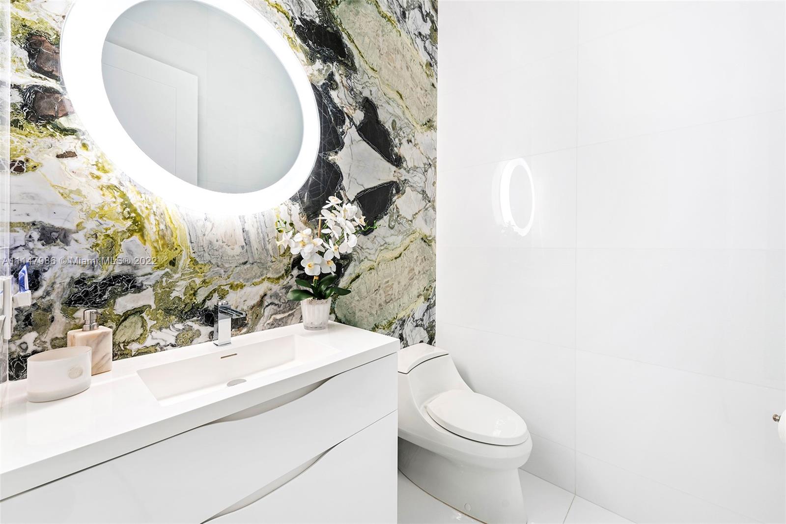 RIDGELINE ESTATES - Residential