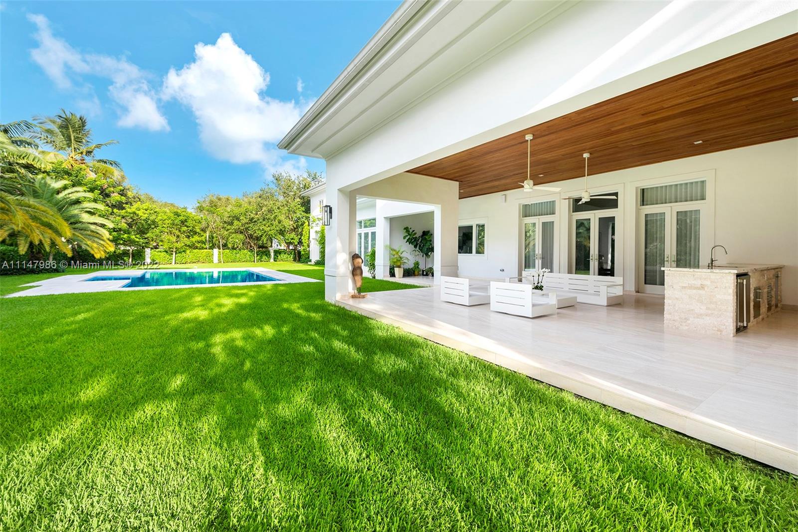 RIDGELINE ESTATES - Residential