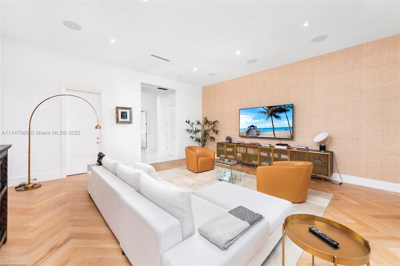 RIDGELINE ESTATES - Residential