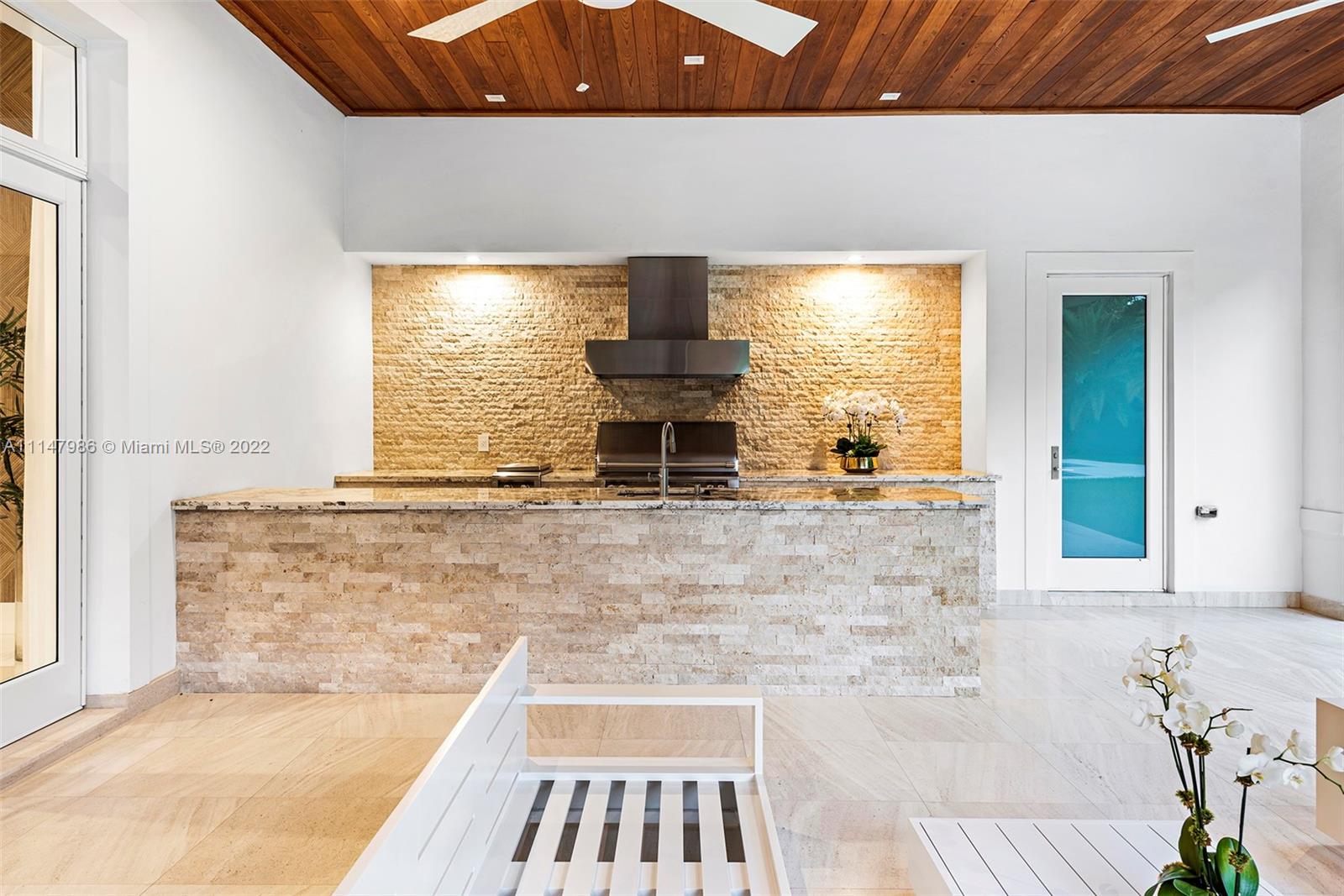 RIDGELINE ESTATES - Residential